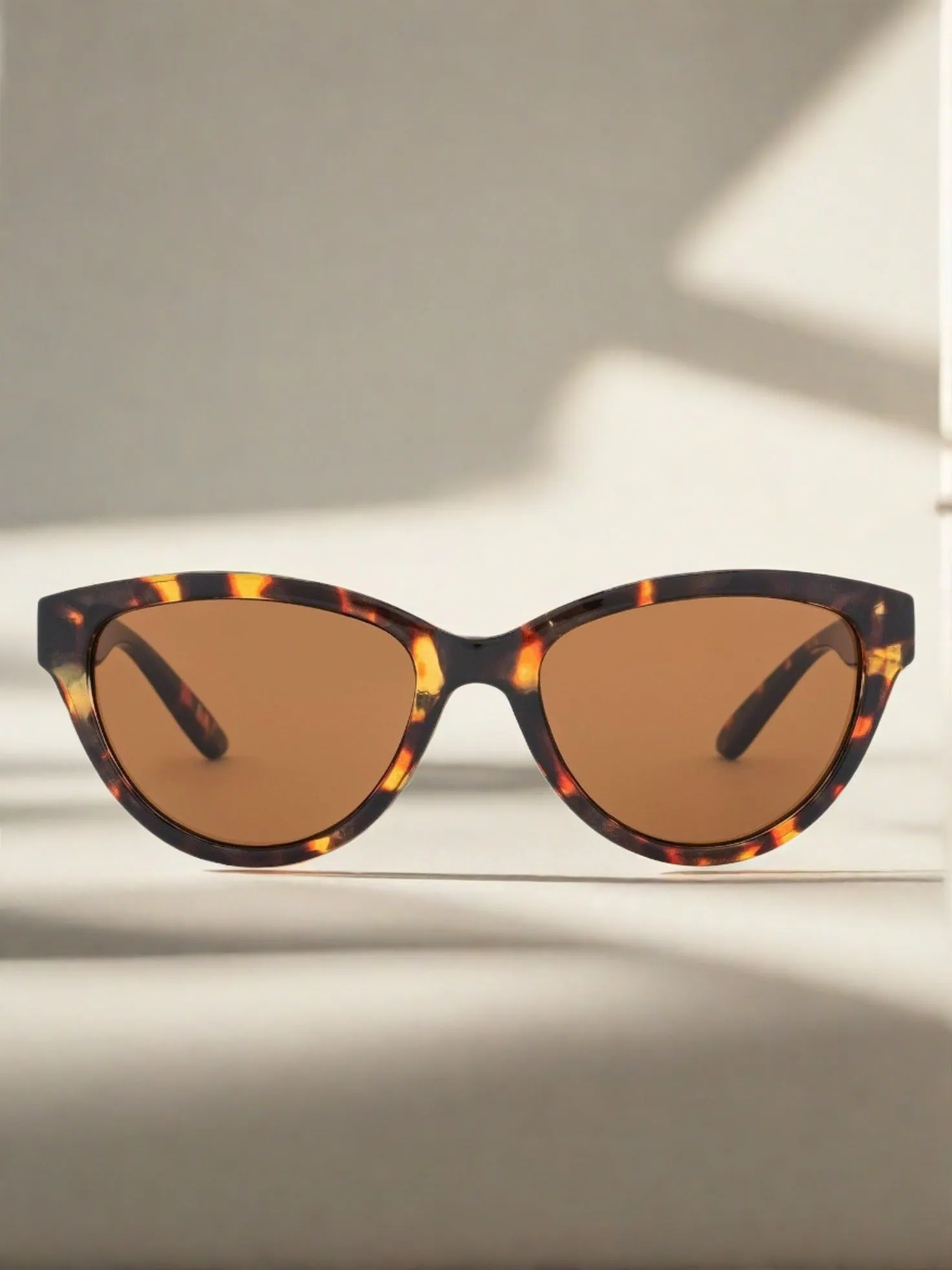 CHLOE Premium Sunglasses with "HELLO SUNSHINE" Signature Font