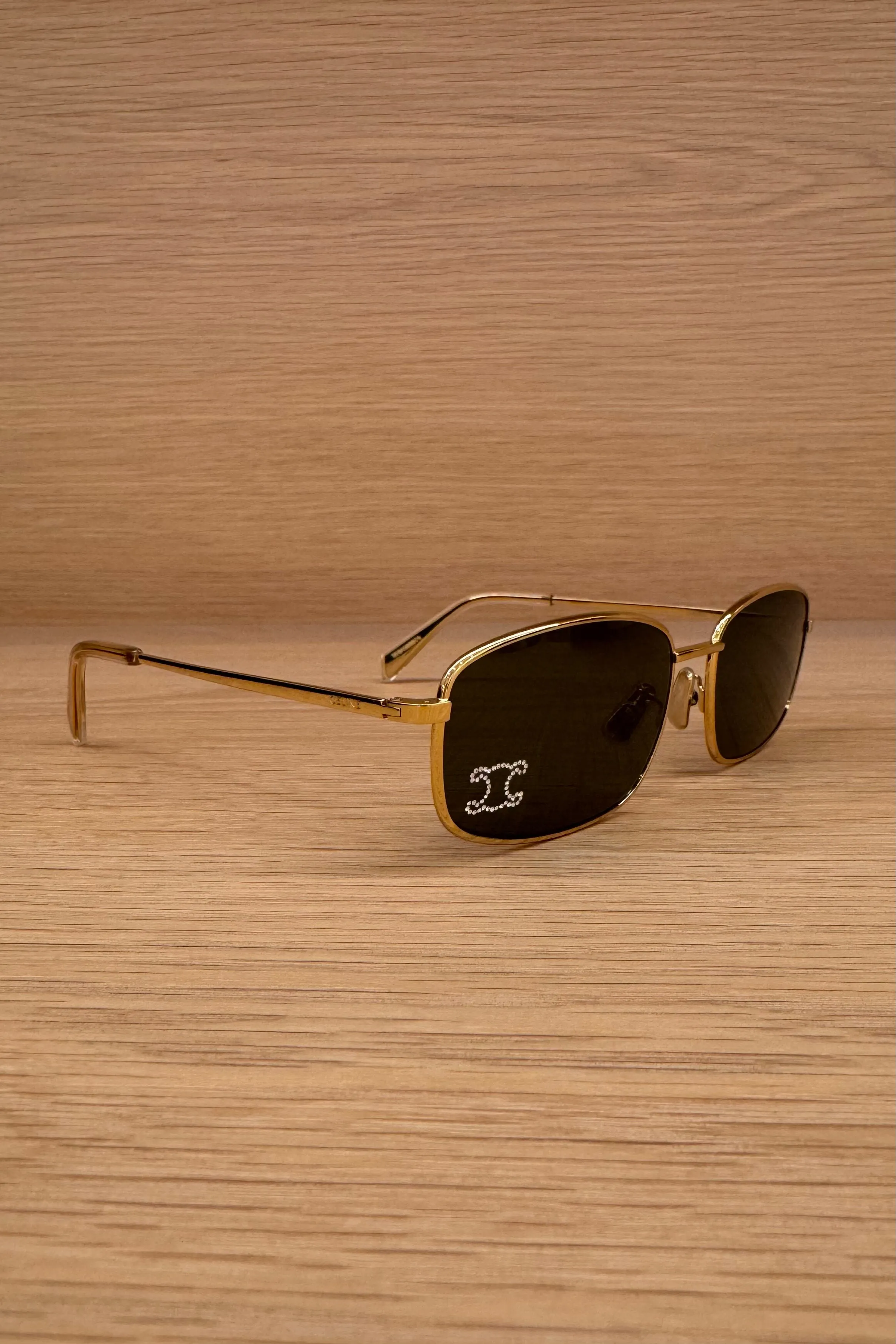 GOLD METAL SUNGLASSES WITH CRYSTAL TRIOMPHE CL40285U