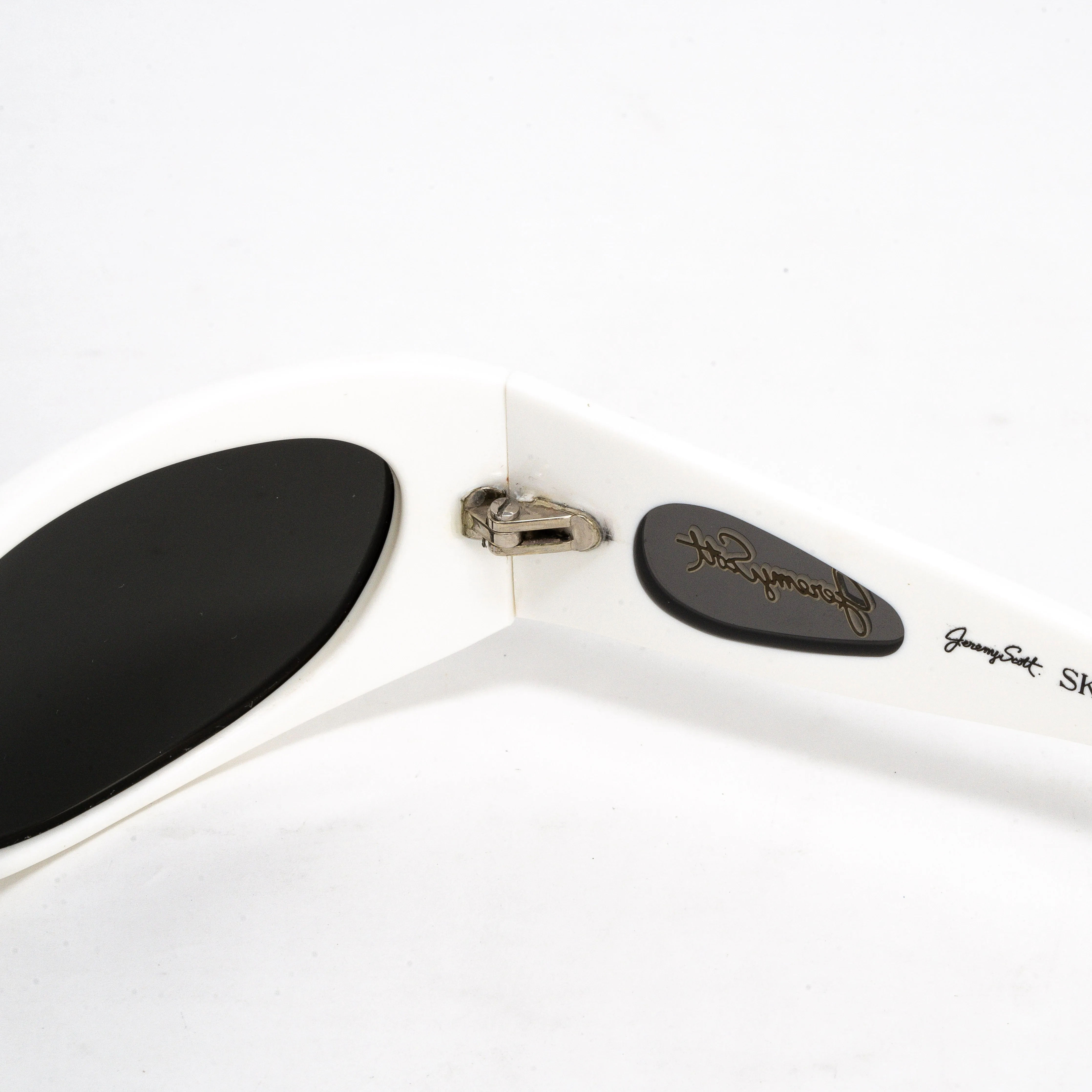 Jeremy Scott Ladies Oval Grey Sunglasses 6JSSKATERWHITE