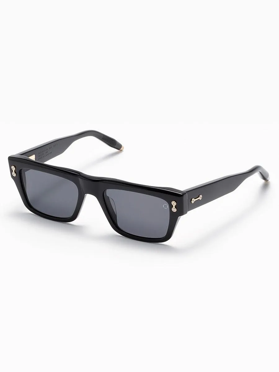 Leo Solid Black sunglasses